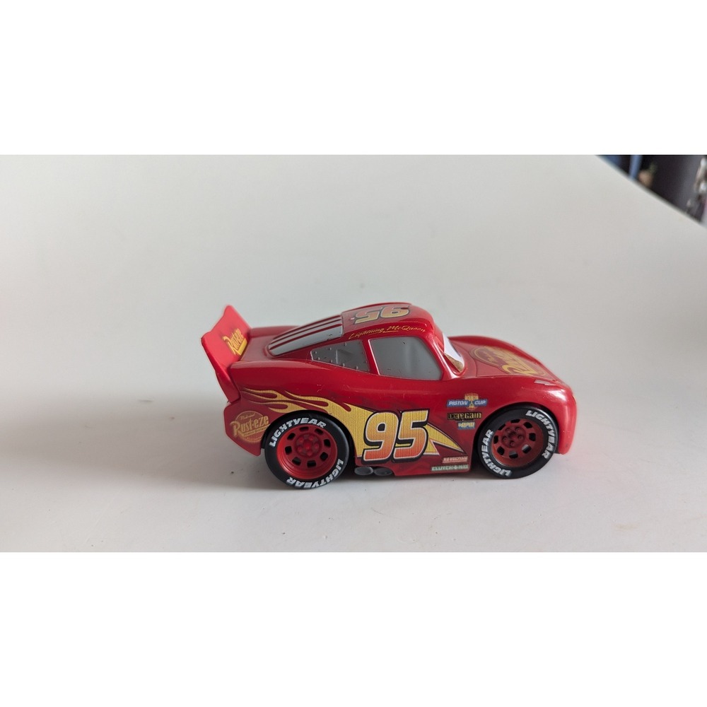 Disney Pixar Cars Lightning McQueen Mattel Red Rust-eze 95 Race Car 2019
